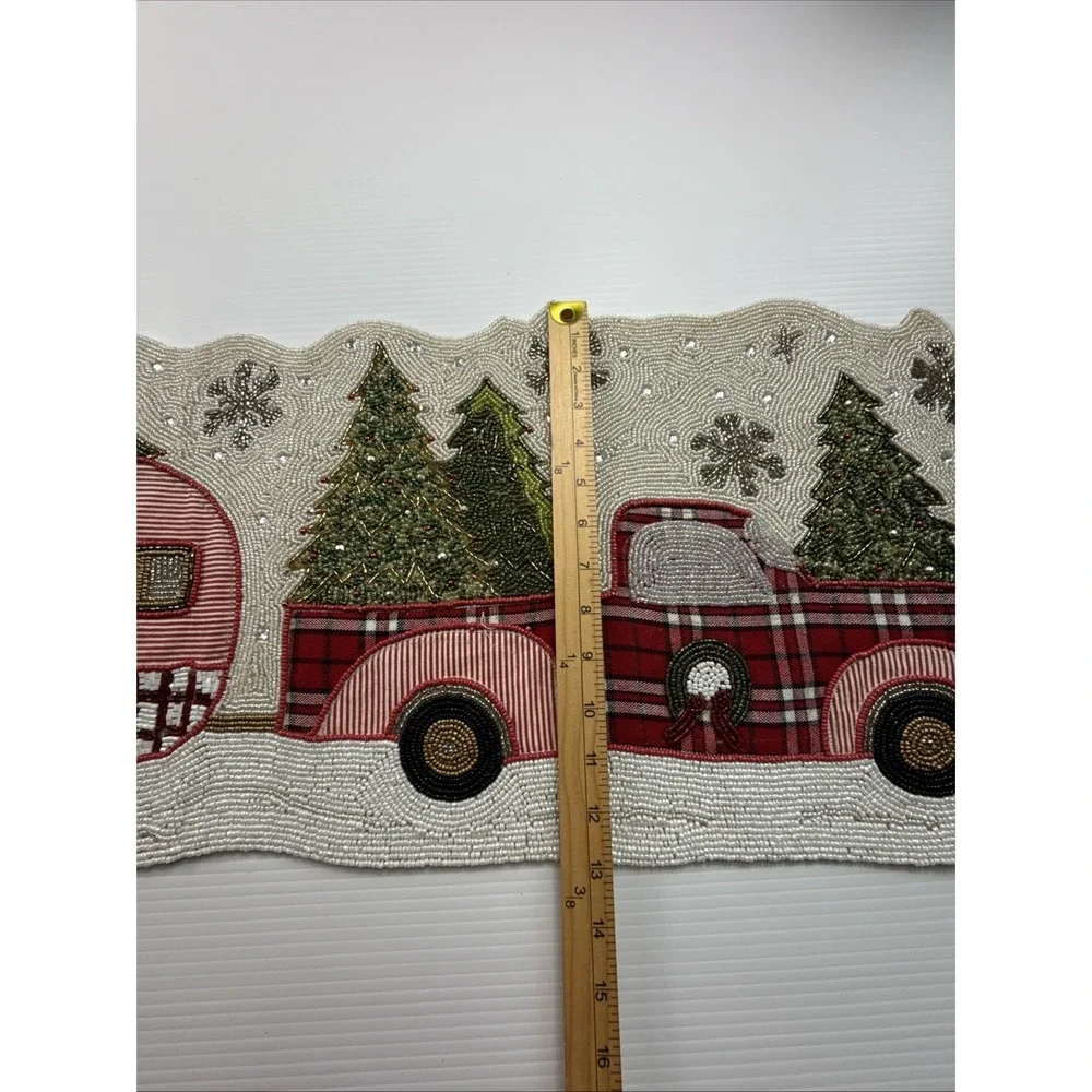 CHRISTMAS BEADED TABLE‎ RUNNER RED TRUCK GREEN TREES 36